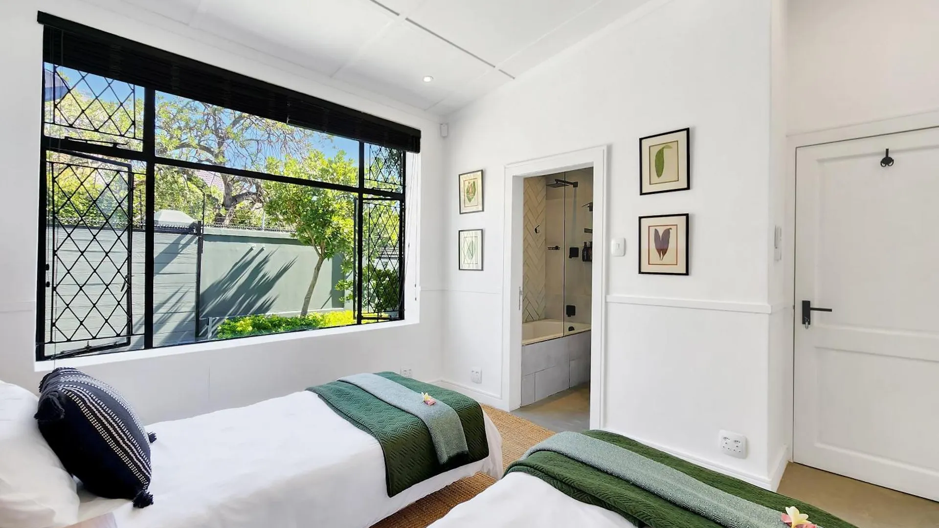 Botanica - Virginia Avenue Villas Cape Town South Africa