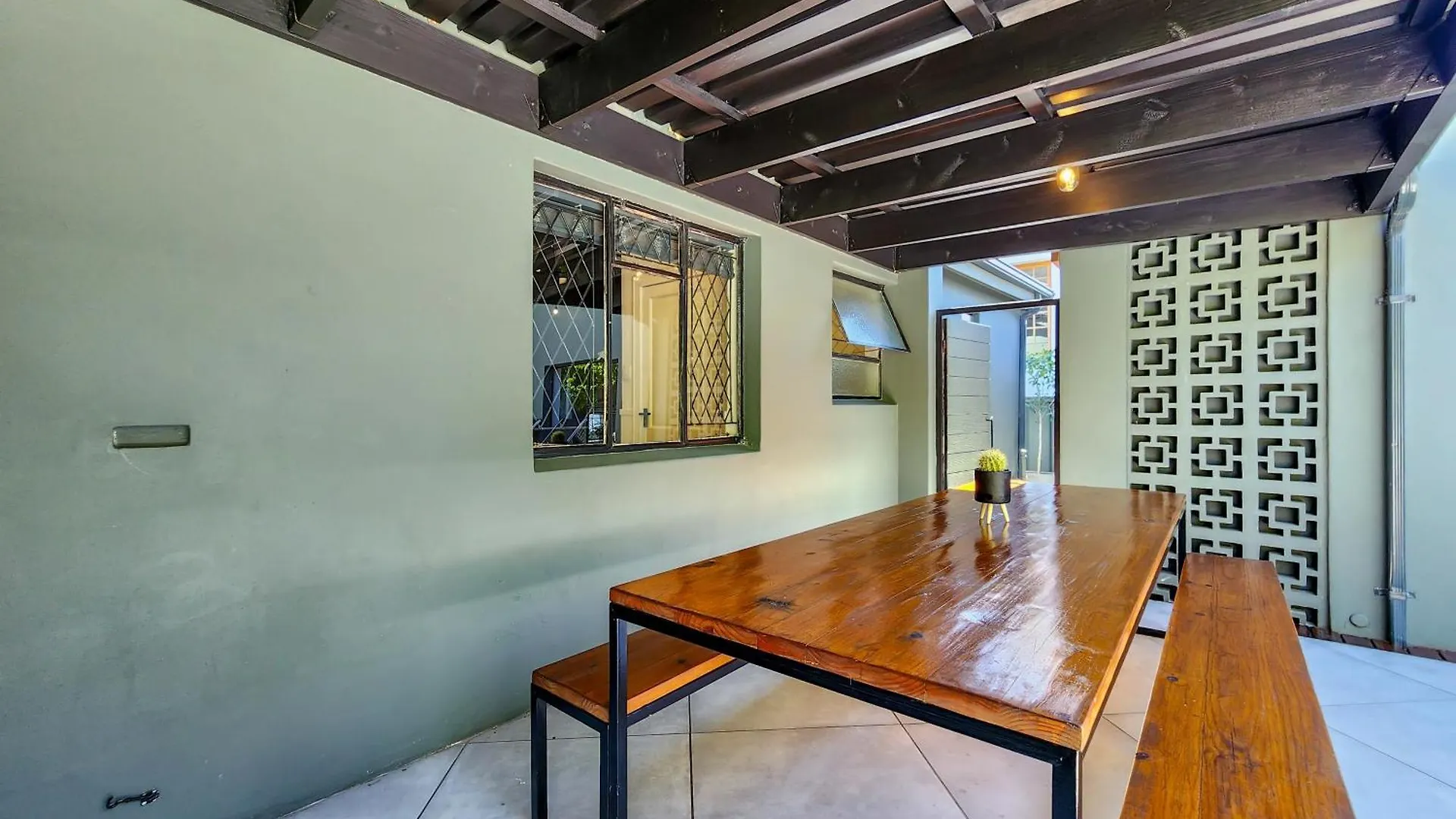 Botanica - Virginia Avenue Villas Cape Town