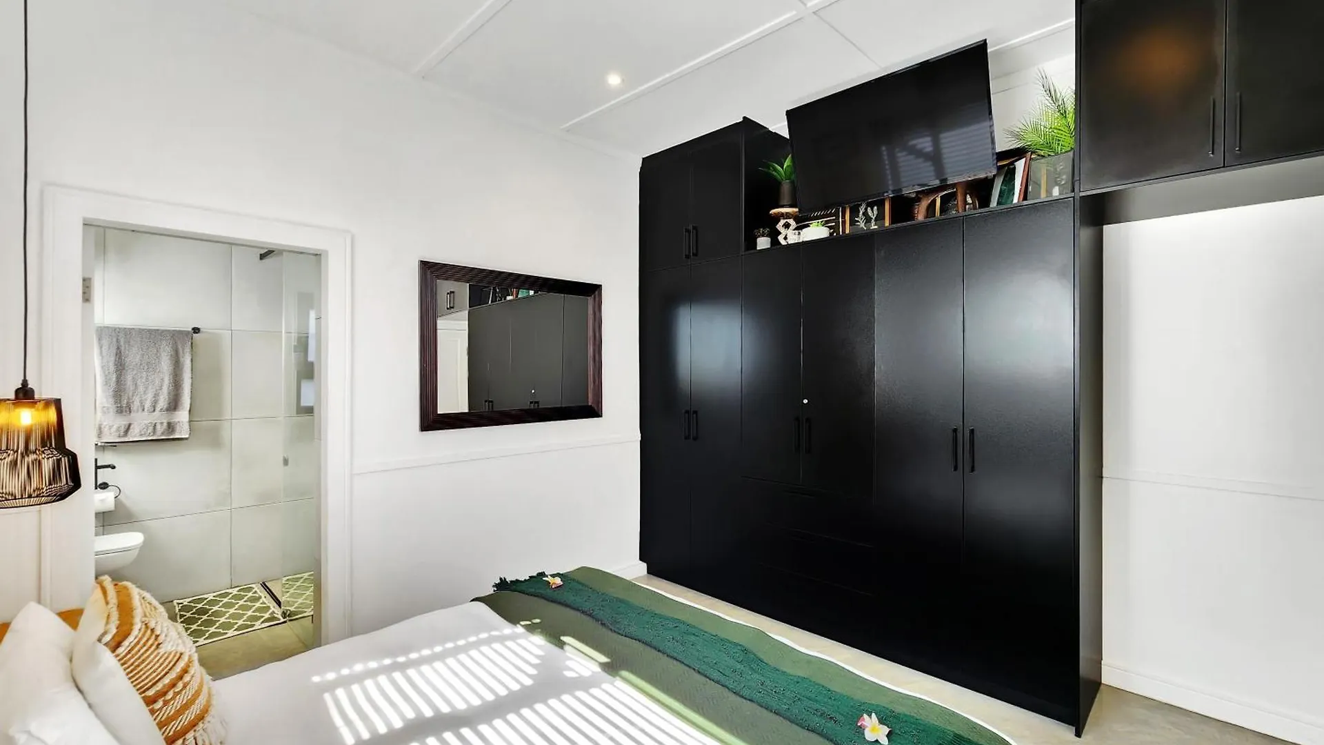 Botanica - Virginia Avenue Villas Cape Town